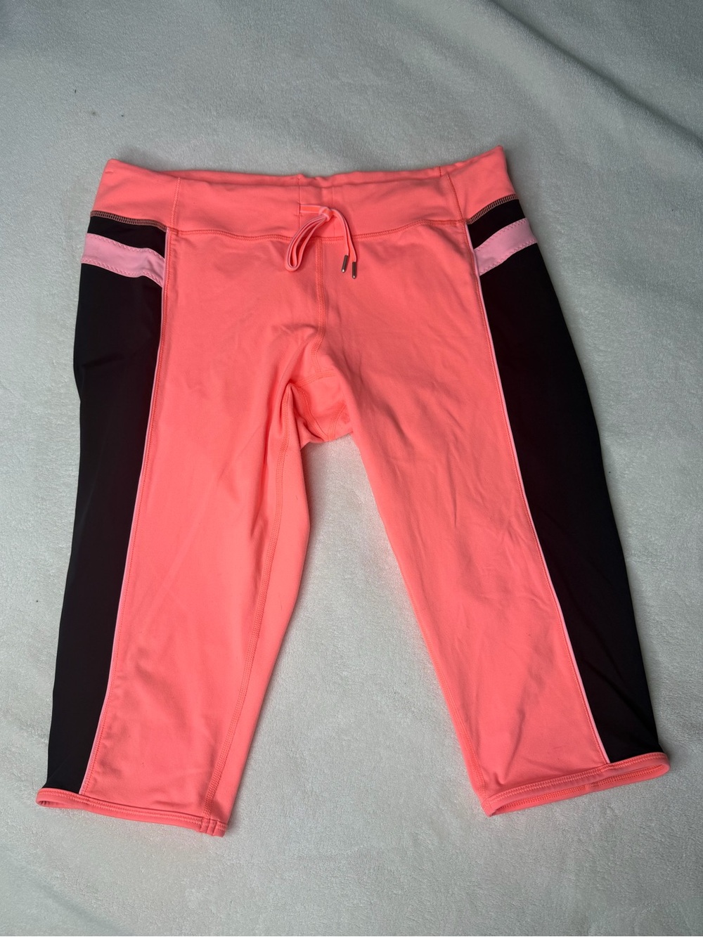 Lululemon Coral Colorblock Cropped Leggings Size 12